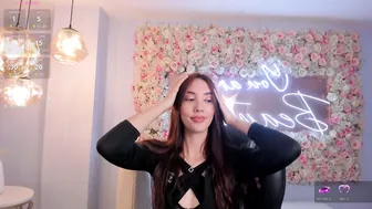 anaisnin1 latina cam video