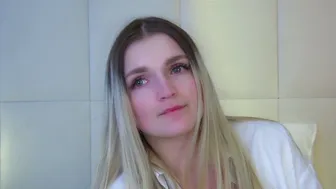 annyraii blond - 16 February 2026