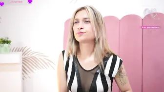 Beccamilanni naked 24-Jun-2025