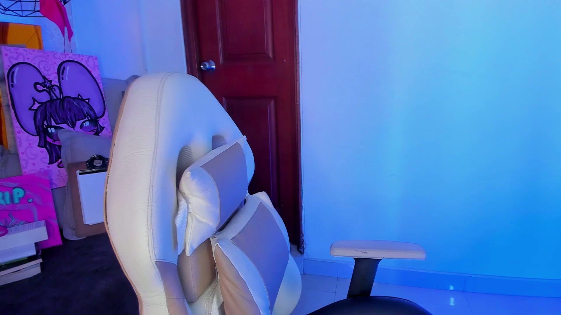 Sophievv amateur cam video (02-17-2026)