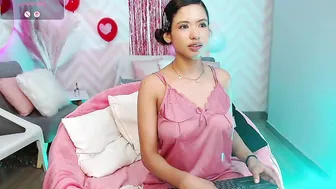 anyawink cam show (02/17/2026)