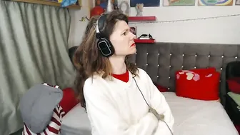 Kellynumber live webcam show (02-17-2026)