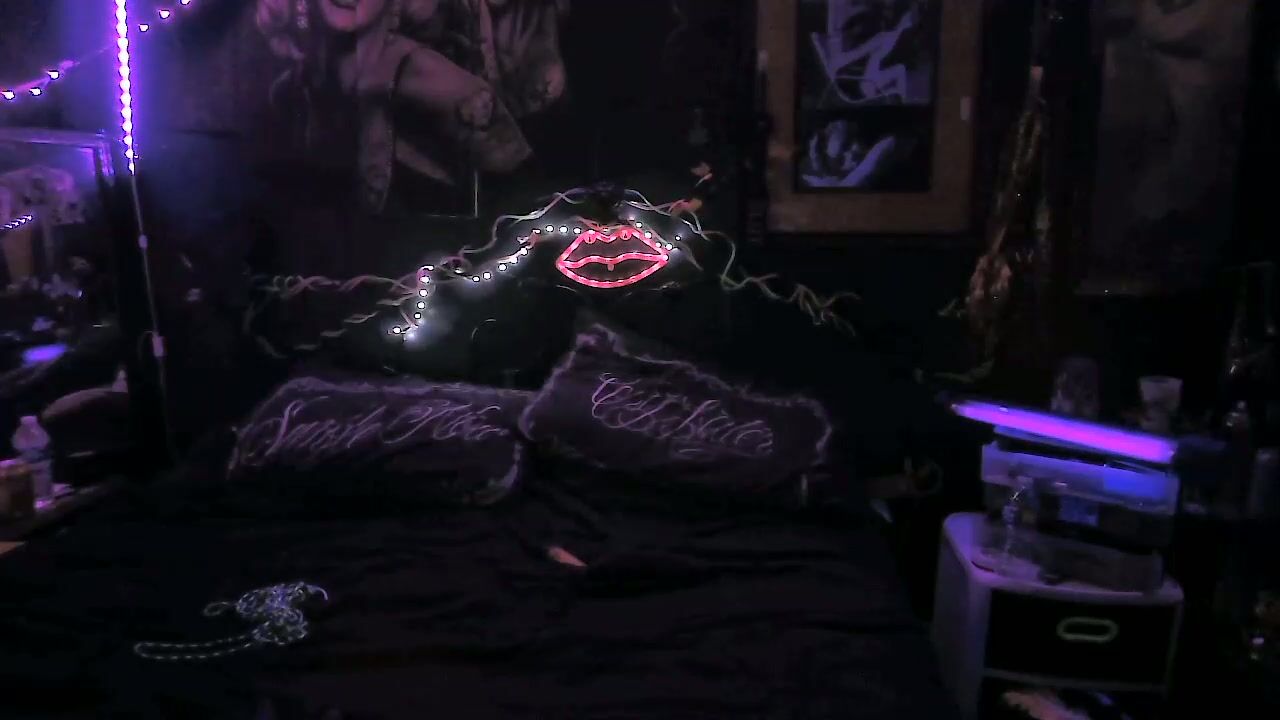 splashh_queen420 (02-17-2026) interactivetoy