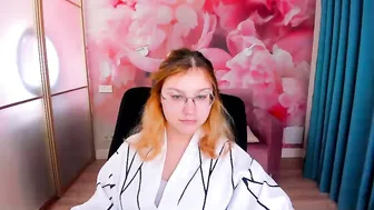angelinalow recorded nude video 713682