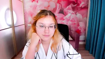 Angelinalow cam porn video 02/17/2026