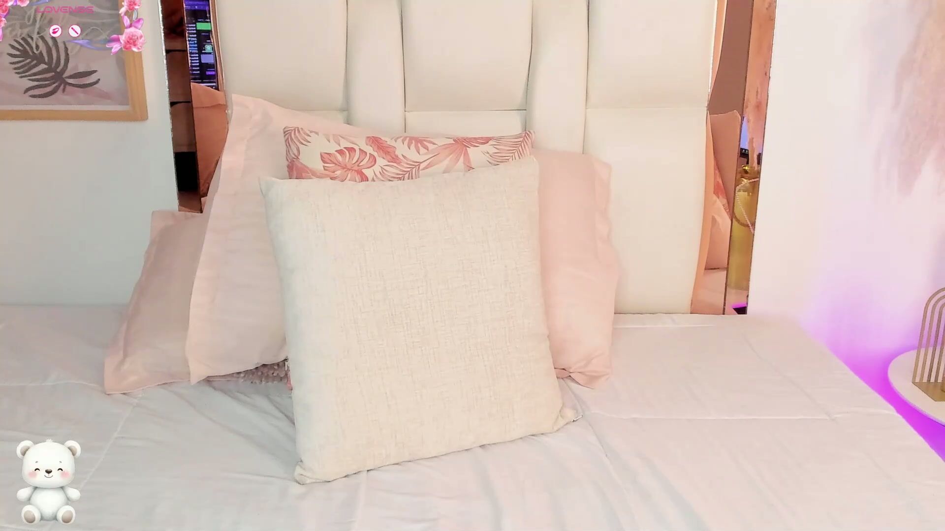 cataleyaadams_ cam video 02/17/2026