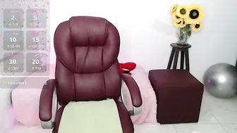 Lilly_milf 02-17-2026