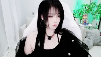 zhen0 cam porn (02-17-2026)