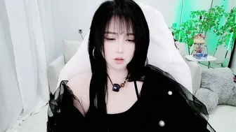 zhen0 cam porn (02-17-2026)