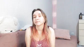 lovely_hayley (02/18/2026)