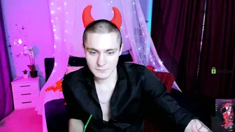 thomas_crow recorded nude video 714855