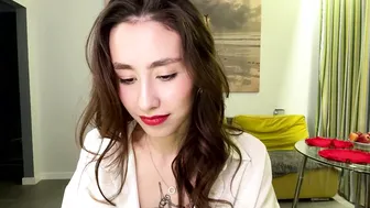 adelaidethilges teen live cam video