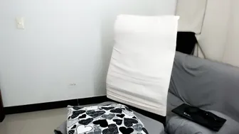 laura_pervert_ recorded nude video 715053