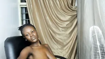 Ebony_pussygirl2 video 18-Feb-2026