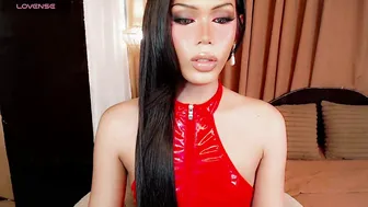 Holly_goddessxx bigcock sex cam