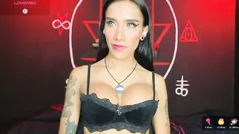 Victoriavampire666 video webcam chat