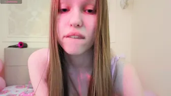 Alllura chat cam porn 19 February 2026