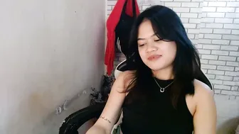 hoelyfloryn asian sex cam chat