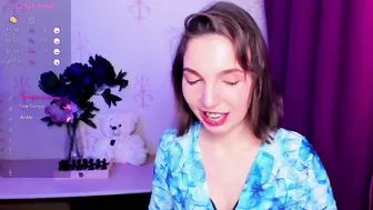 Kindhazelhere_ webcam video 19-Feb-26