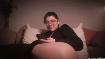 Meganmei666 lovense posing on cam