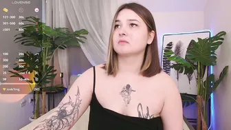 Alice_walters horny amateur (06/24/2025)