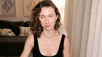 shesleepsnaked natural - 25 June 2025