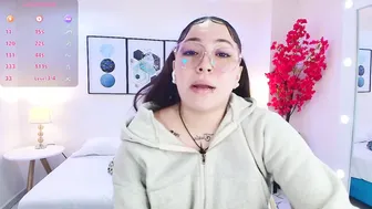 Isa_reel nude (06-25-2025)