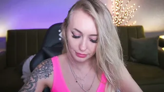 top_grace nude on cam 25 June 2025
