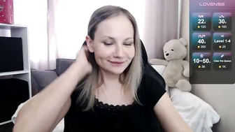 Sunny_bunny6 nonude on webcam