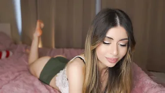 holayoula 02-19-2026 chat xxx