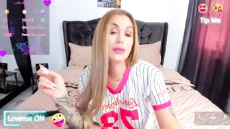 golddivine00 recorded nude video 720620