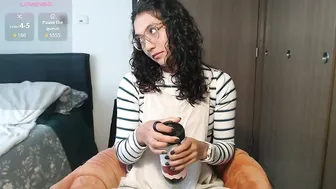 anna_dlove_cam saliva naked