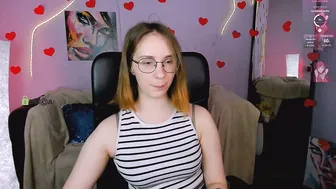 Evalora_vei cam girl 19-Feb-26