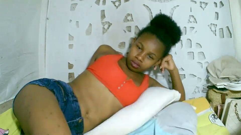 Franciefrancie (02/19/2026) sex chat