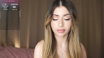 holayoula recorded nude video 721143