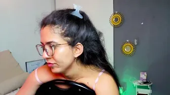 Maithe_perroni latina sex cam chat