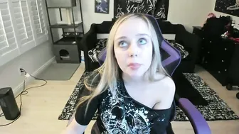 luna_lovelyy recorded nude video 723204