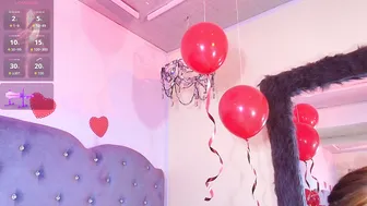 isis_jhempss on cam posing on cam