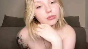 Opheliaritz naked on cam 20 February 2026