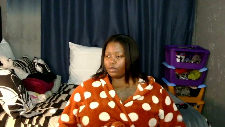 Thickcaramel_p nude chat (02-20-2026)