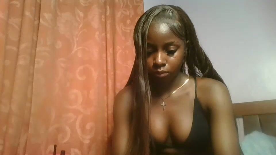 Sexykitten200 video cam porn 02-21-2026