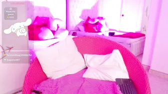 Little_paulette stream live cam video