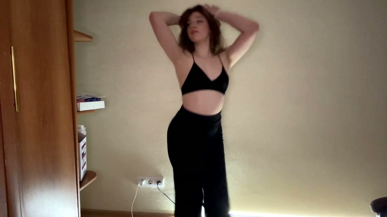 dorenenealey live on cam - (02-21-2026)