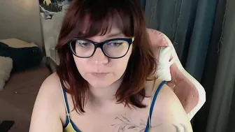 millapoolys nude cam video