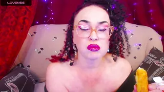 hotzlata on webcam (06/26/2025)