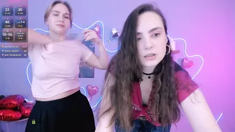naya_dream nonude on webcam
