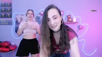 naya_dream nonude on webcam