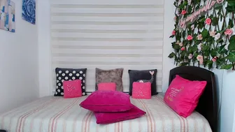 anielli69 on webcam (02-23-2026)