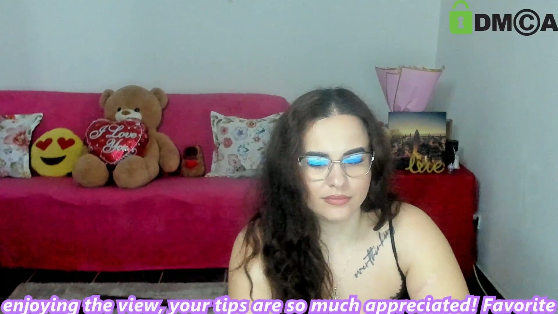 anissyax glasses 02-23-2026
