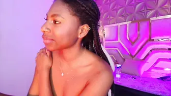 Queen_perla_ (02/24/2026)